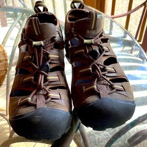 Keen Arroyo hiking sandals.